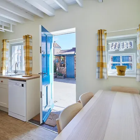 Host & - Park View Holiday home *